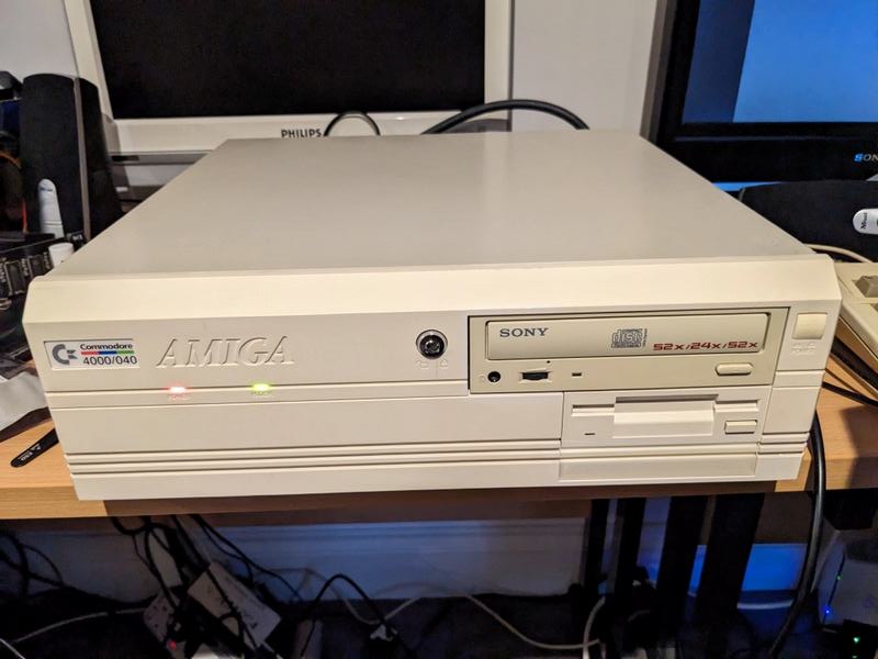 Restauration de deux Amiga 4000