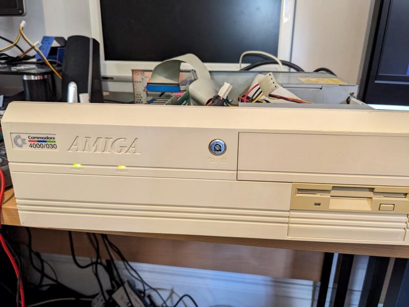 Restauration de deux Amiga 4000
