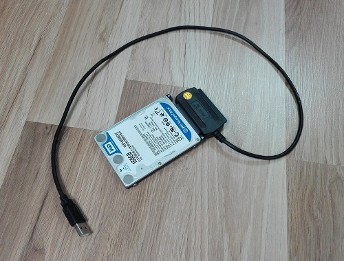 Transfrer des donnes entre un Amiga et un PC (Windows) avec un disque dur ou une carte CF